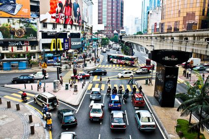 800px-Bukit_bintang_from_kl_monorail_2009.jpg